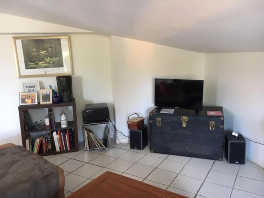 Le Depot Appartement Du Canal 80M2 A Champvert Eksteriør billede